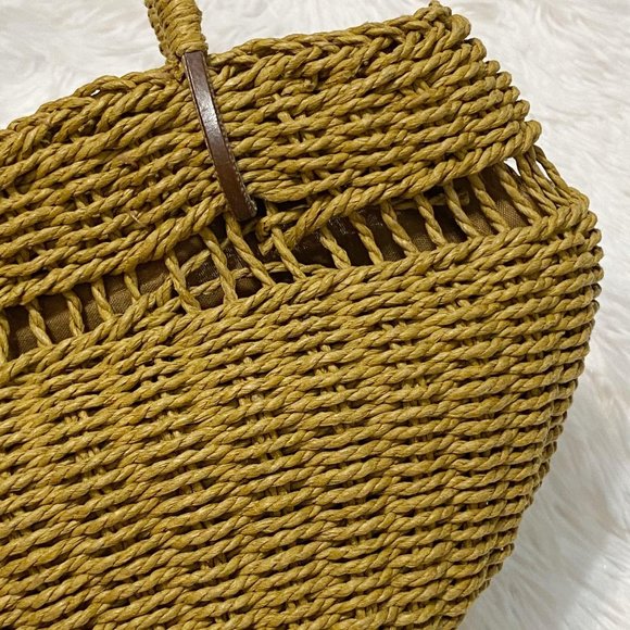 Mini Woven Handbag - Picture 3 of 9